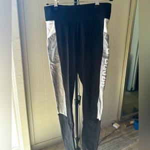 PINK ultimate black grey white yoga pants with two pockets